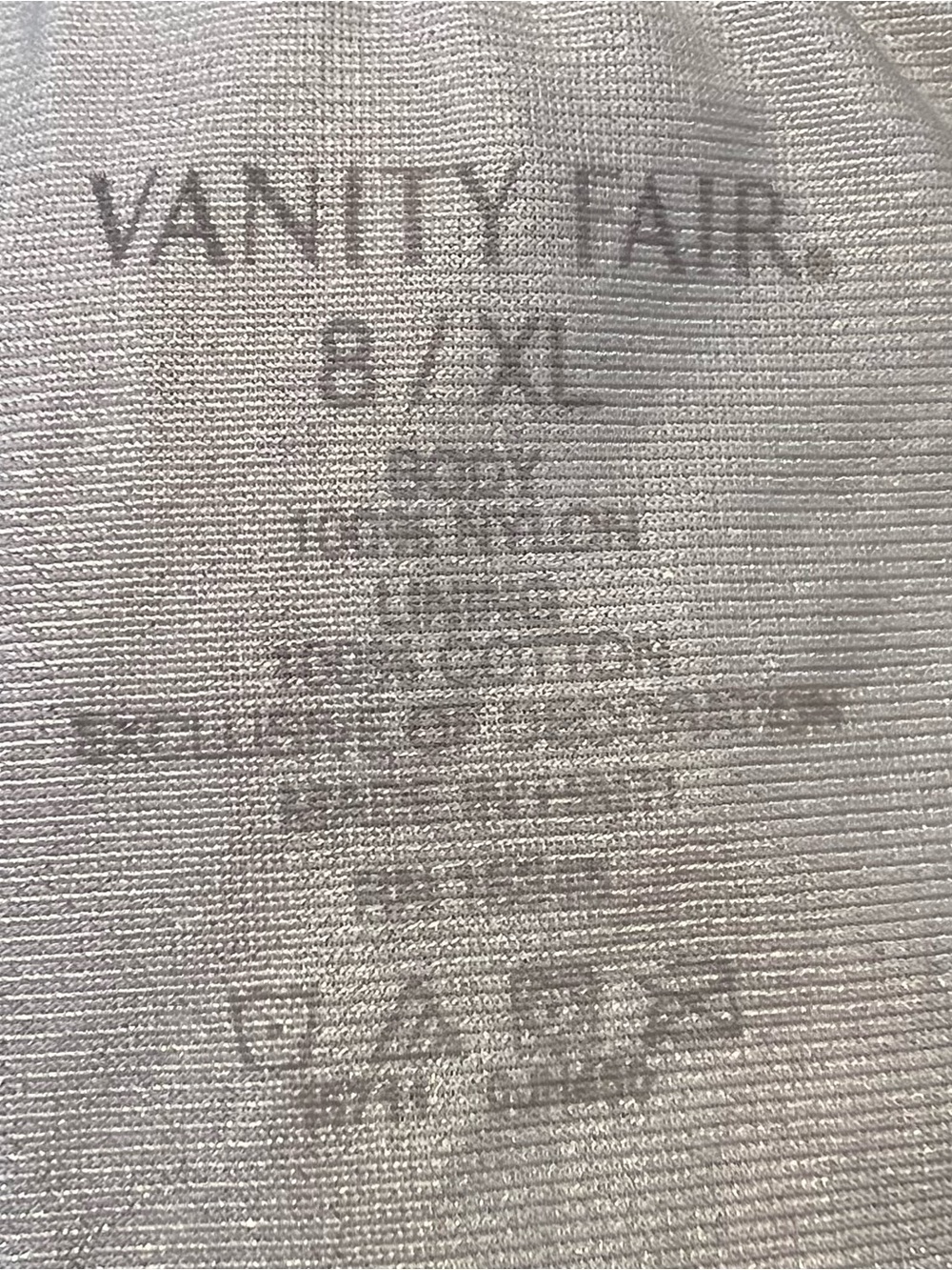 Vintage Vanity Fair 2 High-Waist Silky Briefs Cream Full Coverage 8 X - Picture 3 of 3